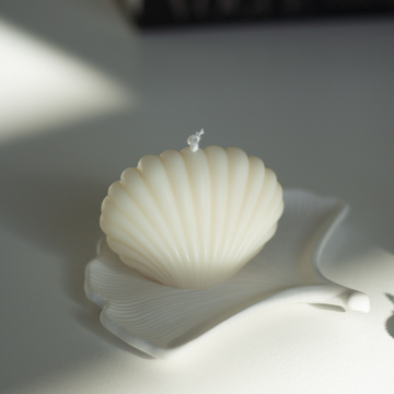 "Shell L" candle 7,8x8cm